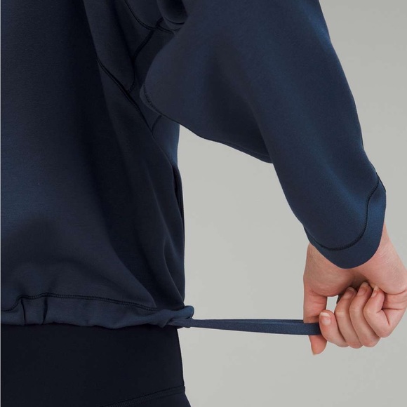 Lululemon AirWrap Pullover Hoodie - Picture 3 of 9